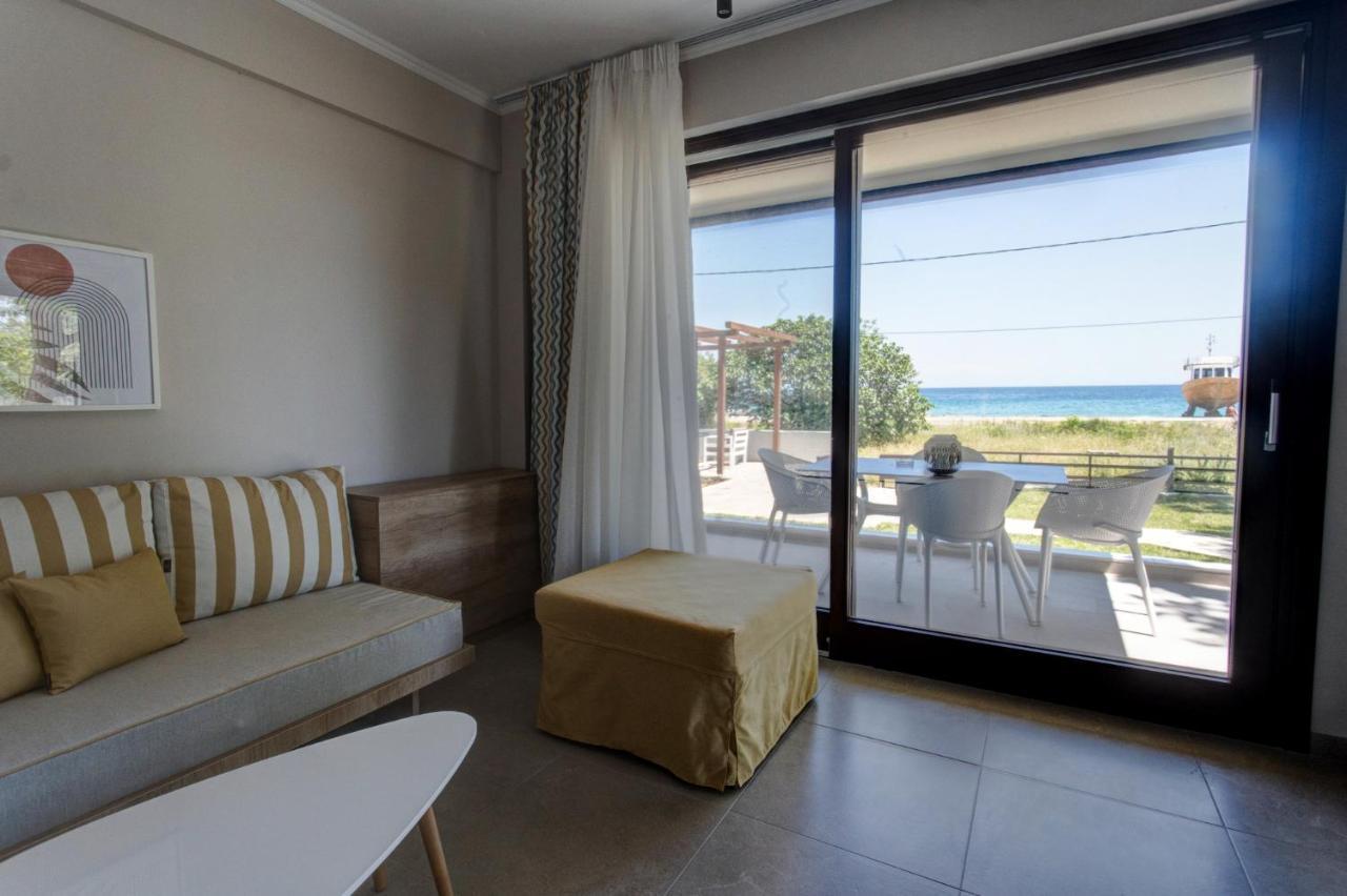 Marineiko Luxury Apartments Ierissos Exteriör bild