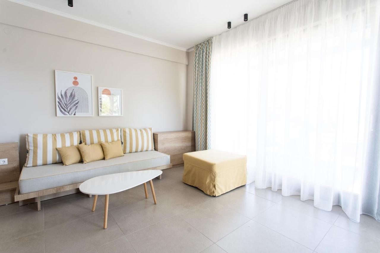 Marineiko Luxury Apartments Ierissos Exteriör bild