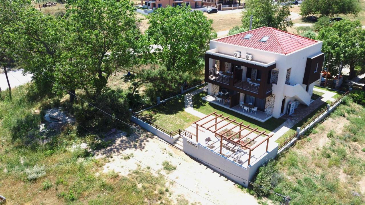 Marineiko Luxury Apartments Ierissos Exteriör bild